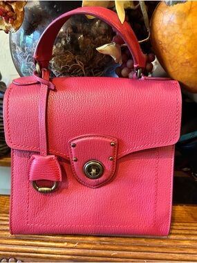 Lauren Ralph Lauren Leather
Millbrook Satchel Crossbody Bag
Purse in Pink